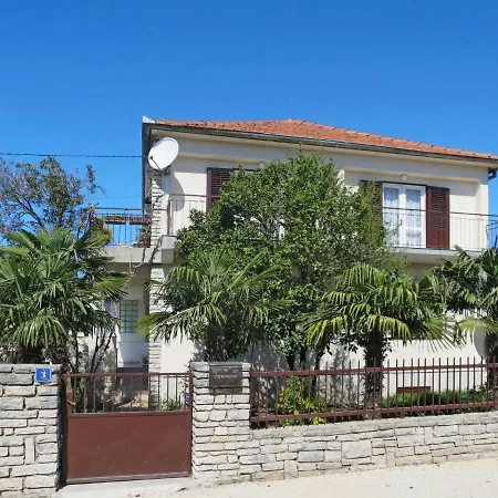 Apartman Haus Nata 110s Biograd na Moru
