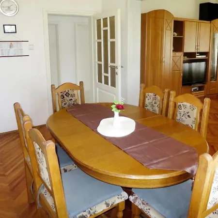 Haus Nata 110s Apartman