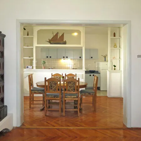 Apartman Haus Nata 110s
